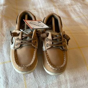 NIB Toddler songfish boat shoes